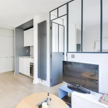 Superbe Pour 2 - Pere-lachaise By Guestready