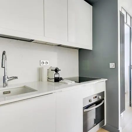 Daire Superbe Pour 2 - Pere-lachaise By Guestready Paris
